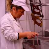 Ed ecco la 52enne Maria, la pi� �anziana� del team, che lavora in questo settore da 12 anni